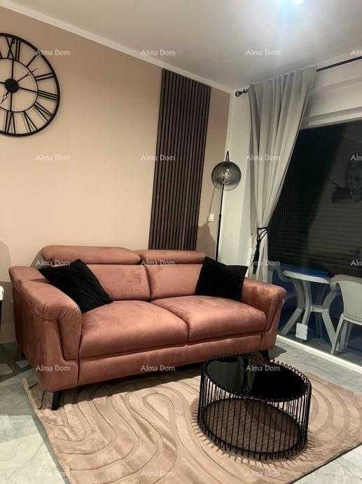 Vendita - appartamento arredato con posto auto vicino al centro, Pola!