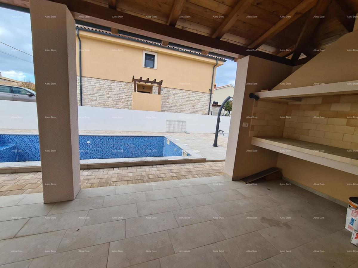 Casa con piscina in vendita -Svetvinčenat