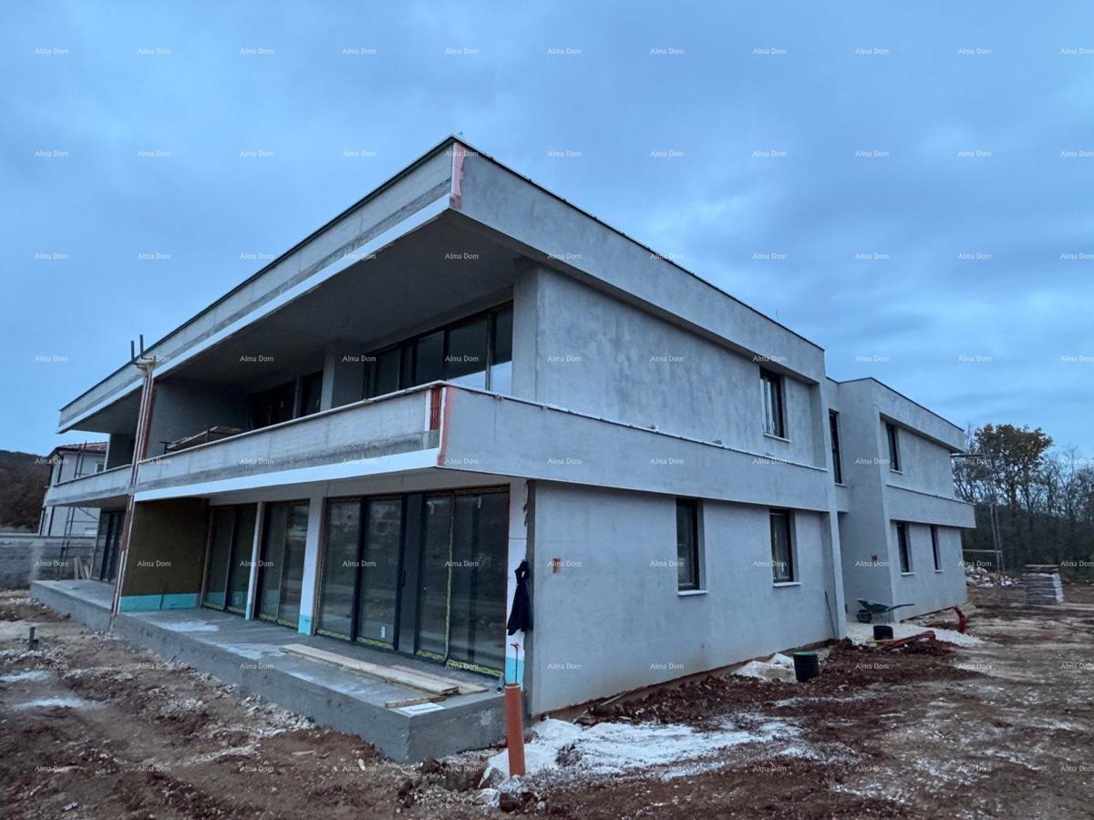 Vendita - appartamento in nuova costruzione con due posti auto, Rovinjsko selo!