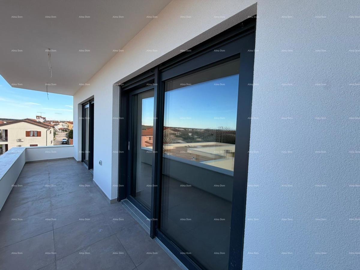 Vendita di un appartamento in nuova costruzione con vista mare, Umago,