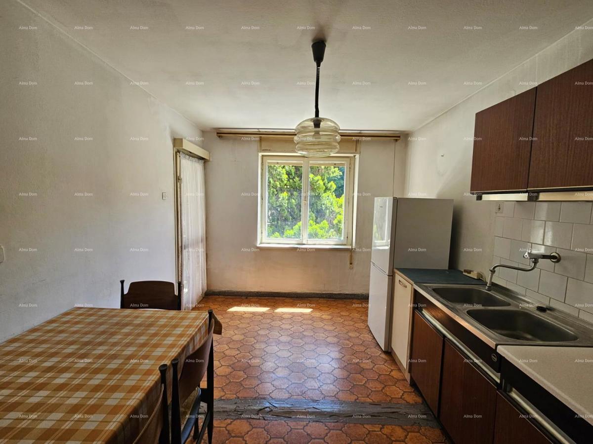 Vendita - appartamento con due camere da letto in ottima posizione, Pola!