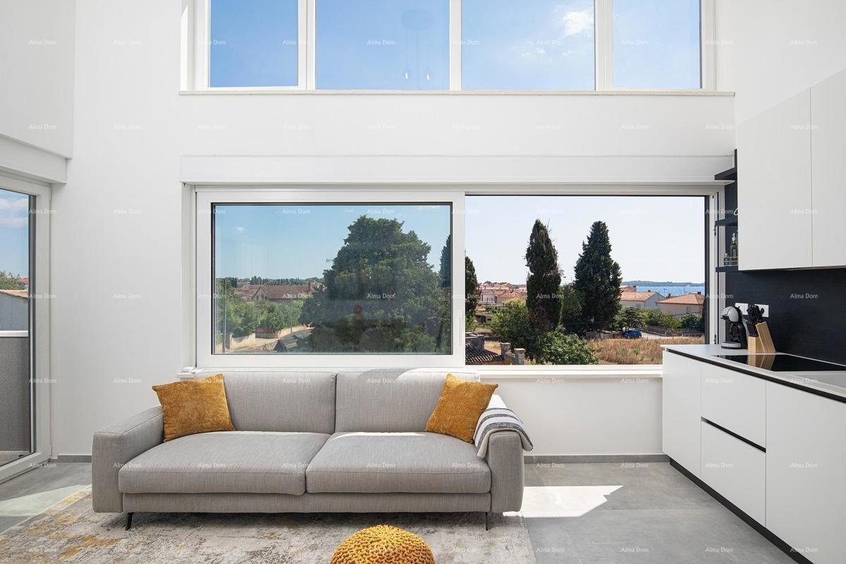 Vendiamo un attico con vista mare a Fasana