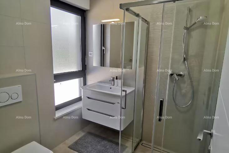 BANJOLE, STAN CON VISTA MARE IN COMPLESSO CHIUSO