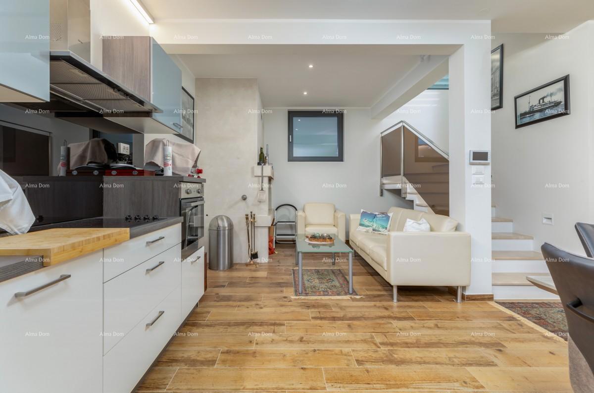 FAŽANA - Villa indipendente di classe premium, con piscina, ascensore / 100 m dal Viale degli Ulivi.