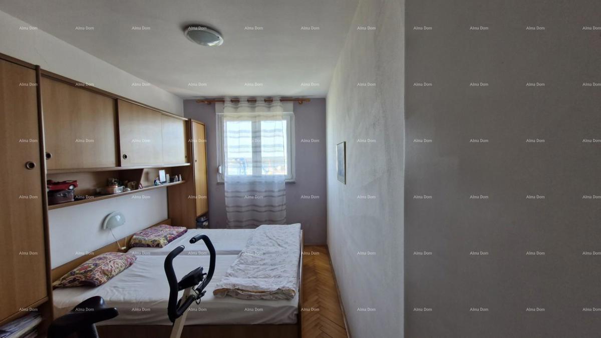 Vendita di un appartamento con vista mare e città, Pula, Veruda!