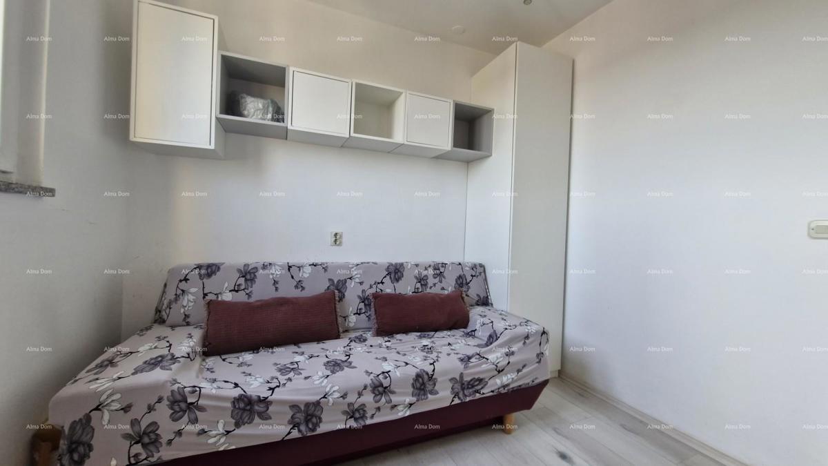 Vendita di un appartamento con vista mare e città, Pula, Veruda!