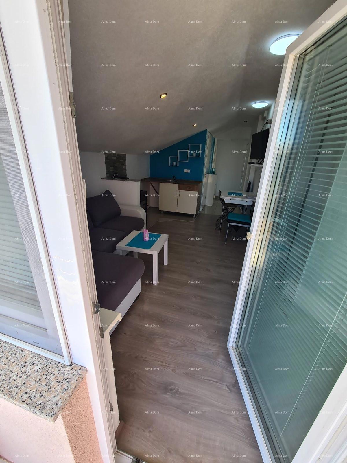 PEROJ, Appartamento al piano superiore, vicino al mare