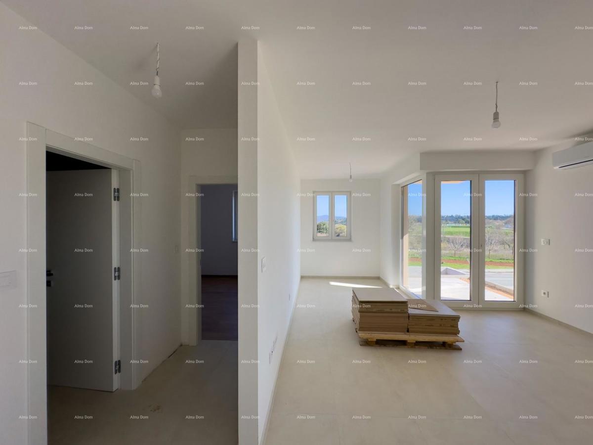 Vendiamo un appartamento con un grande giardino a Barban.