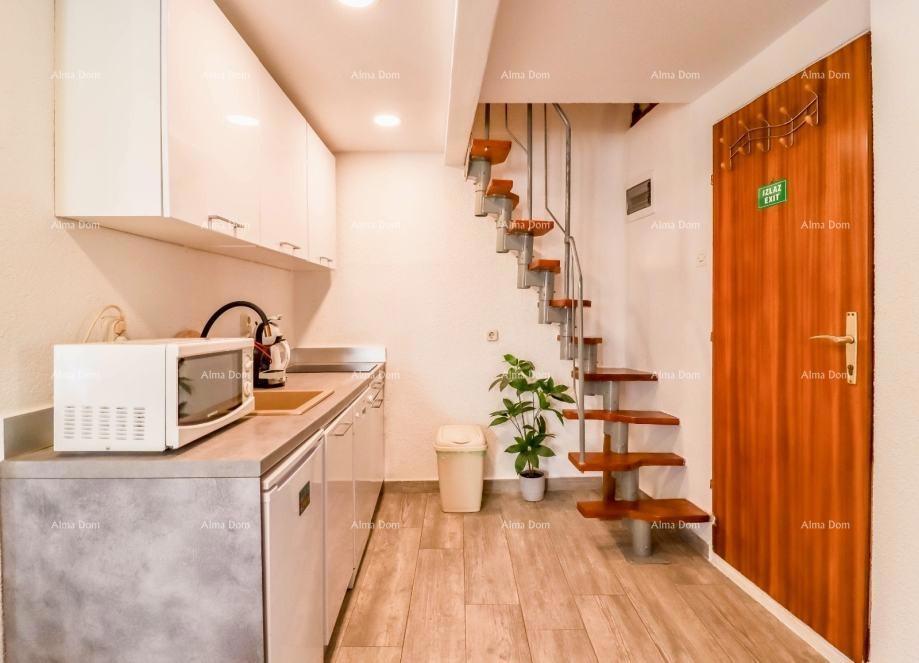 Bell'appartamento a Rovigno – 55 m², su due piani, con vista sulla città vecchia