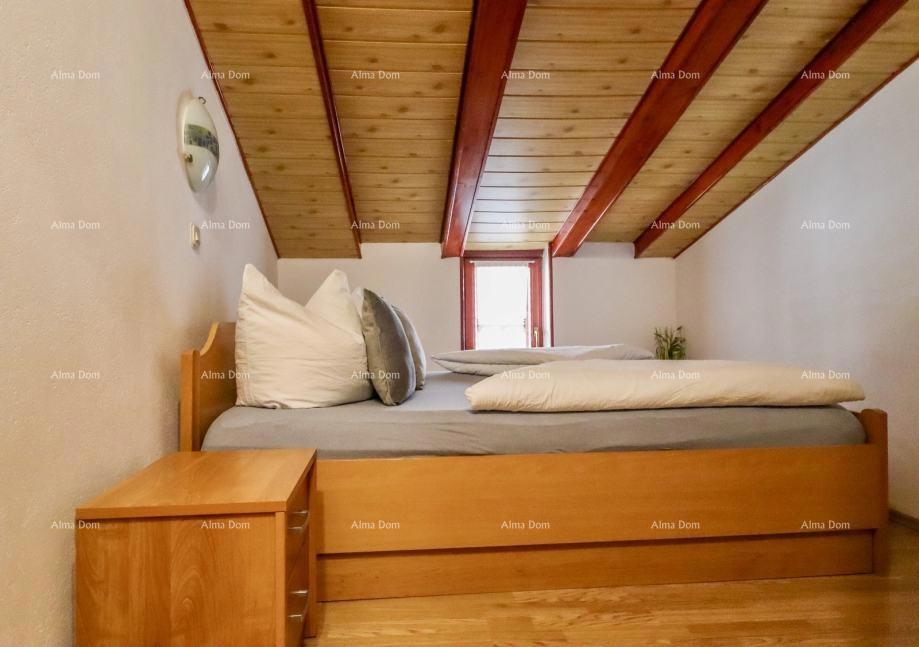 Bell'appartamento a Rovigno – 55 m², su due piani, con vista sulla città vecchia