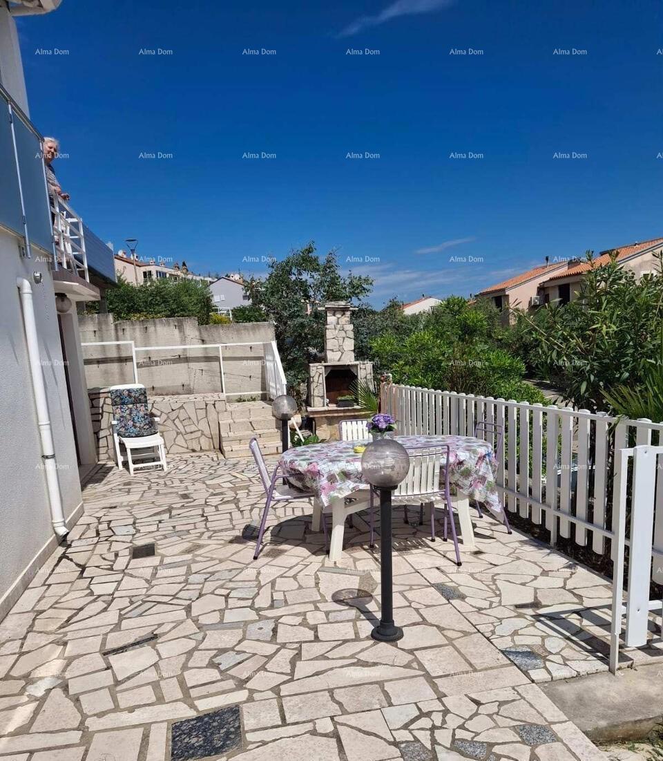 Casa con vista mare a Ravni