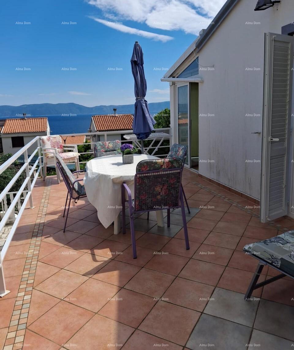 Casa con vista mare a Ravni