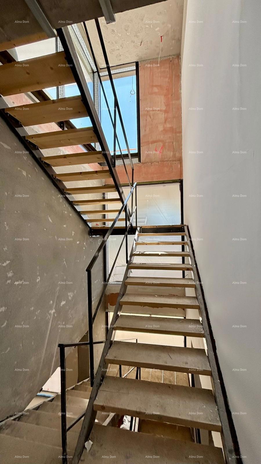 Villa moderna in vendita a Rovigno