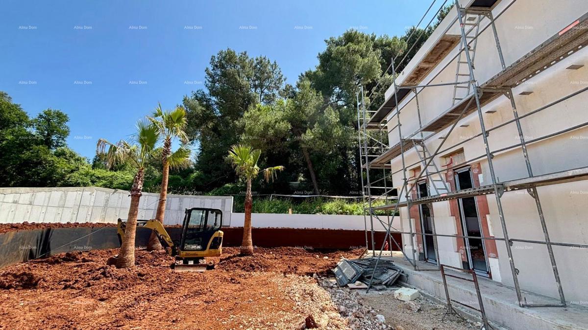 Villa moderna in vendita a Rovigno