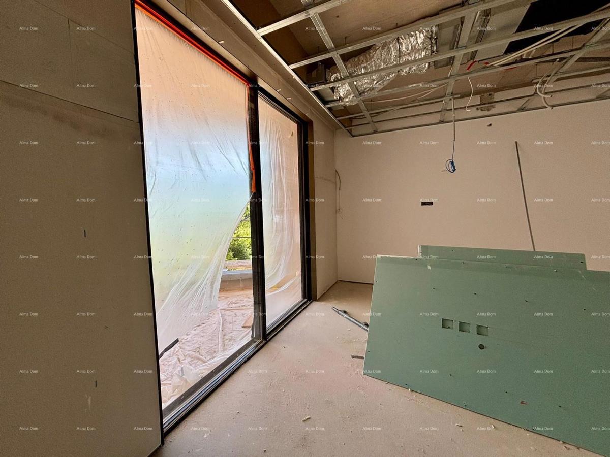 Villa moderna in vendita a Rovigno