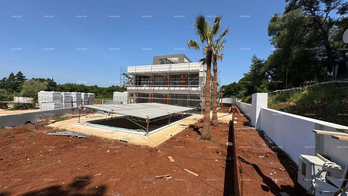 Villa moderna in vendita a Rovigno