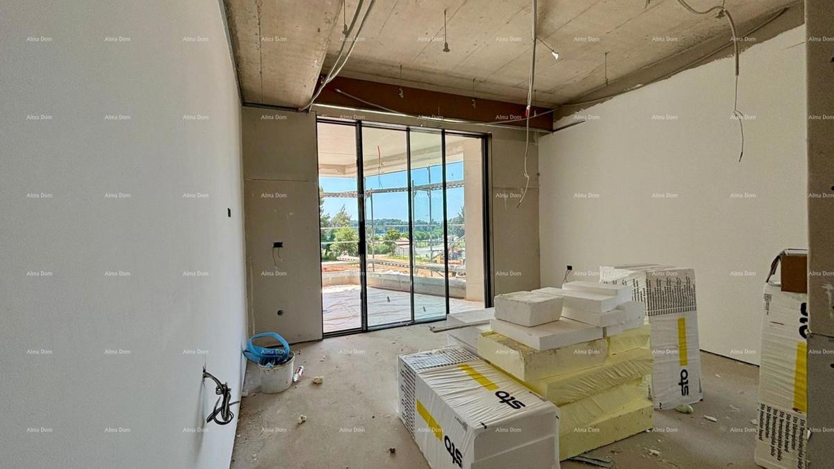 Villa moderna in vendita a Rovigno