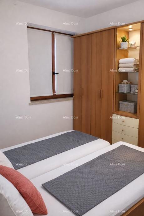 Rovigno – immobile con due appartamenti con vista mare e posto auto