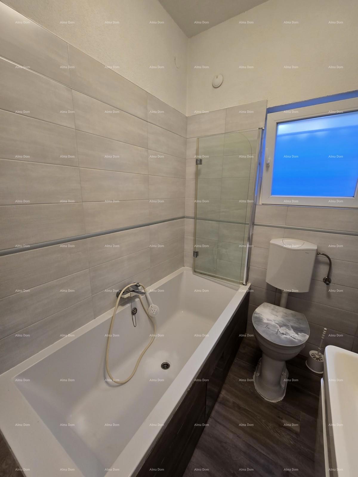 Riservato: Incantevole appartamento a Pola - ideale per single o coppie, vicino al centro città e alla spiaggia.