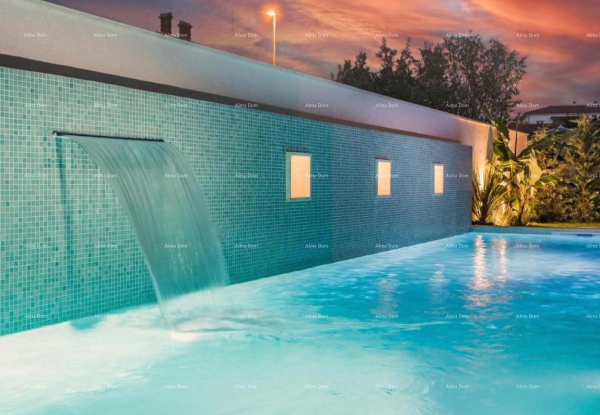 Vendita di una splendida villa con piscina, jacuzzi e vista mare, Fažana!