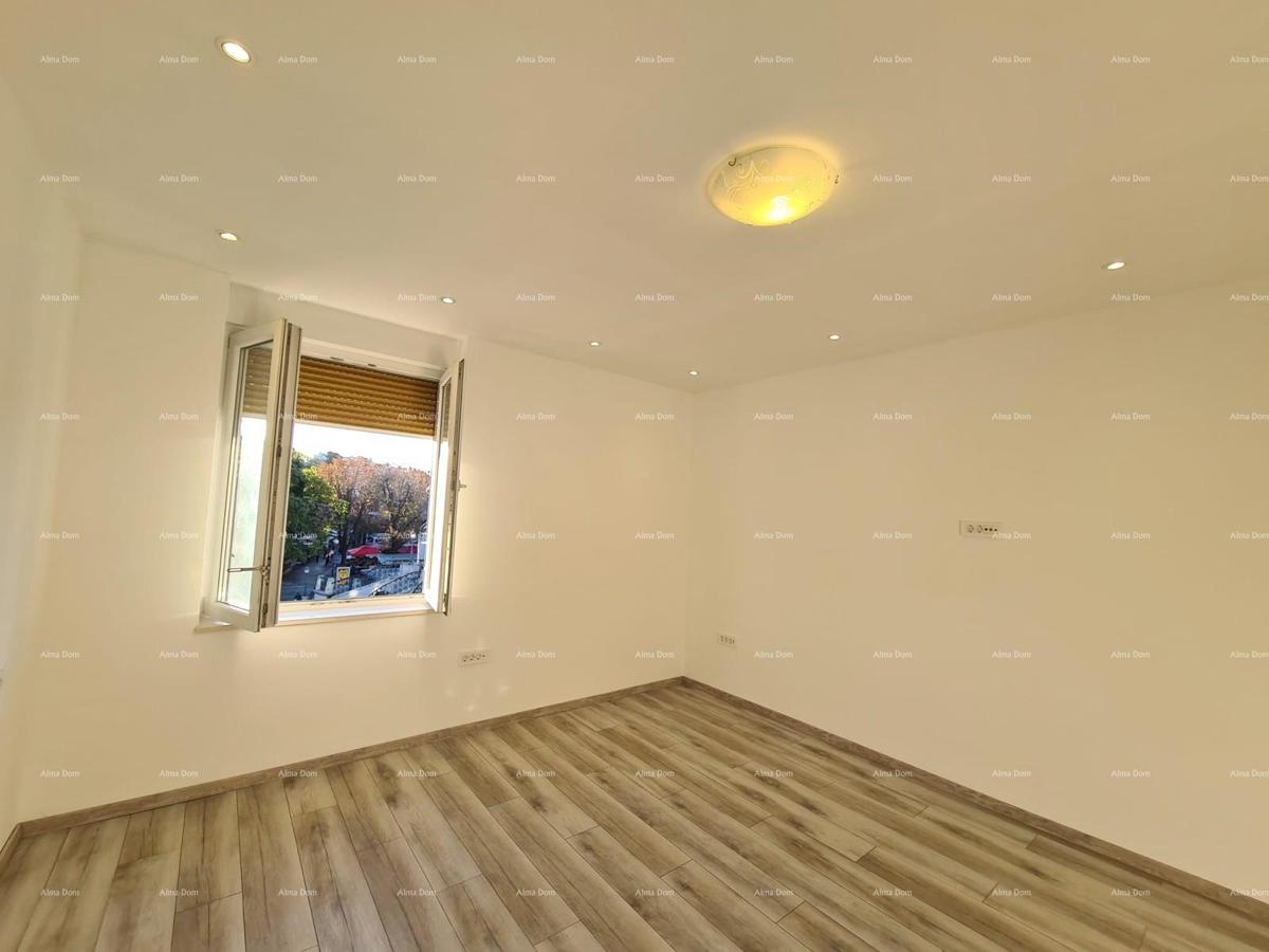 Pula – appartamento bilocale ristrutturato in centro, 72,83 m²