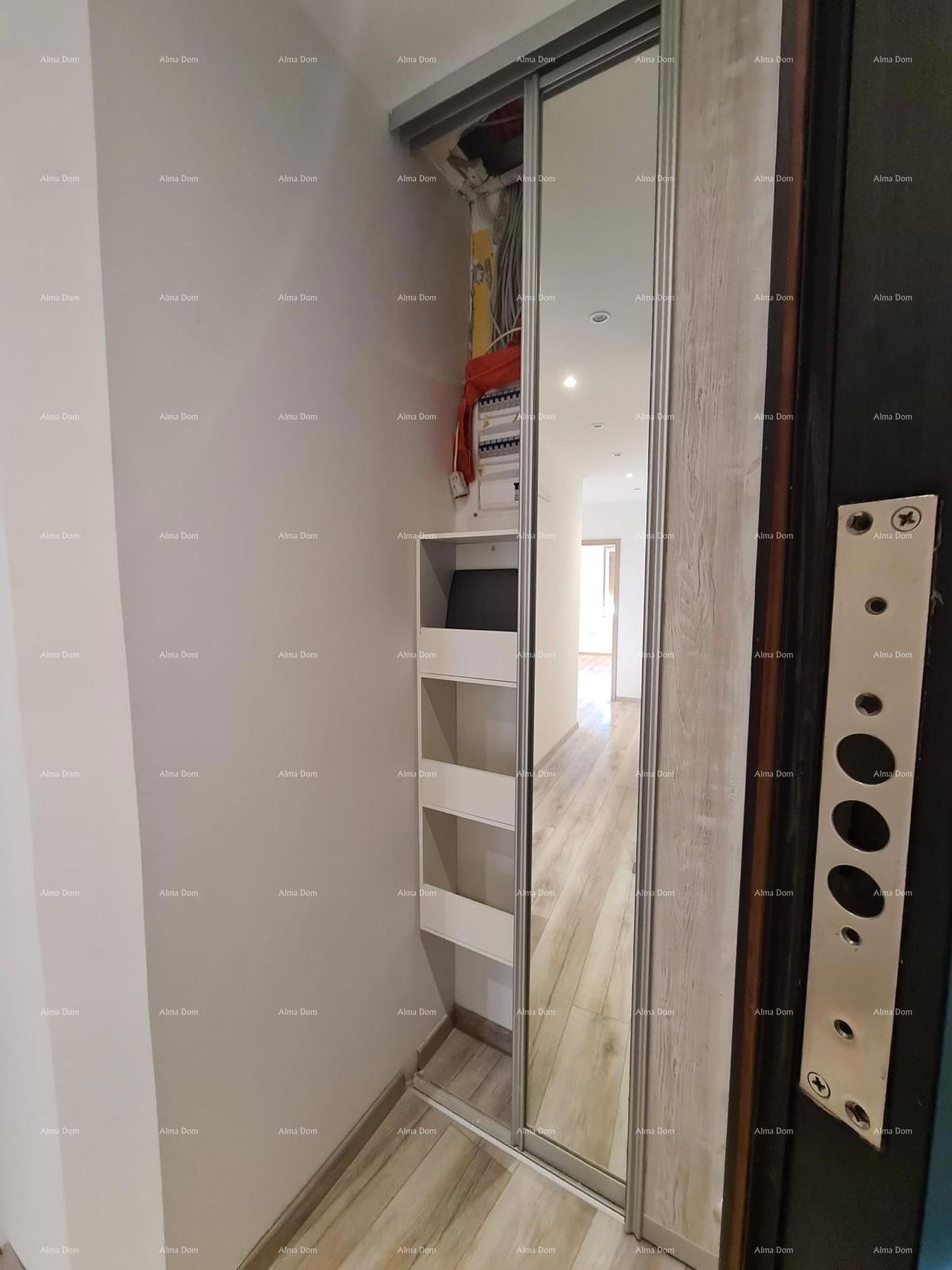 Pula – appartamento bilocale ristrutturato in centro, 72,83 m²