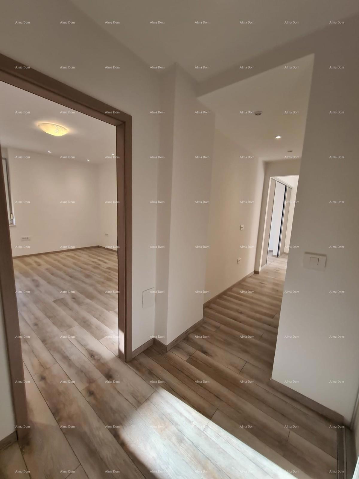 Pula – appartamento bilocale ristrutturato in centro, 72,83 m²