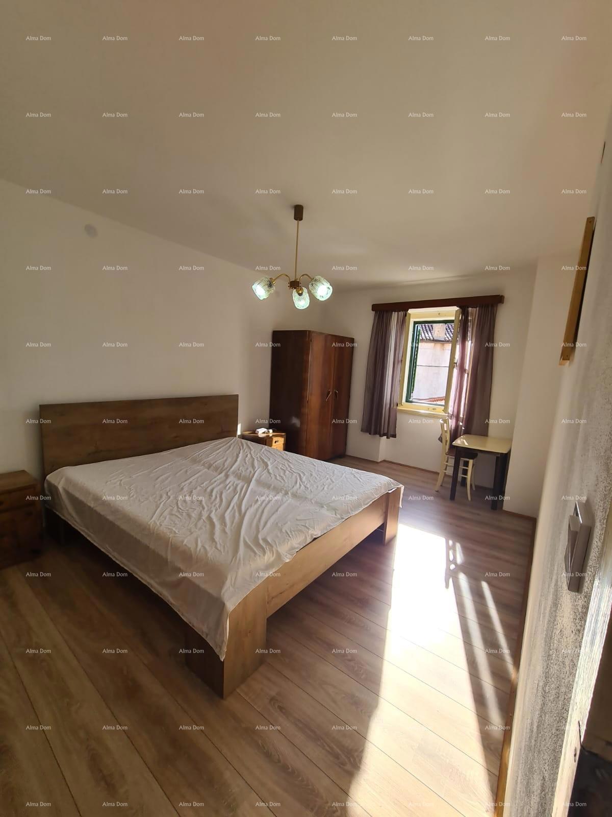 Vendita - Bellissima casa ristrutturata in Istria, nel centro di Marčana!