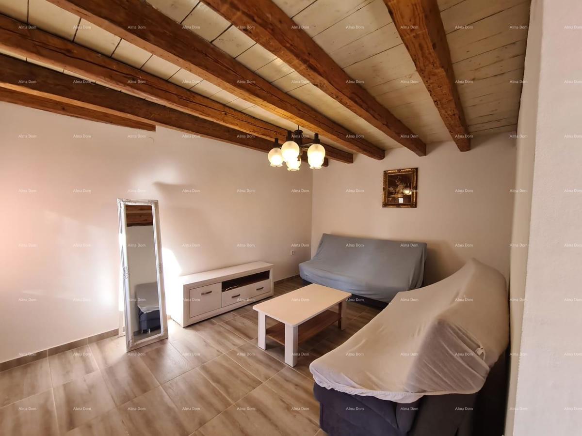 Vendita - Bellissima casa ristrutturata in Istria, nel centro di Marčana!