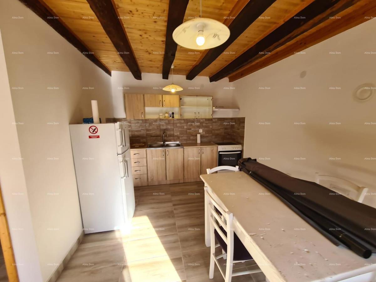 Vendita - Bellissima casa ristrutturata in Istria, nel centro di Marčana!