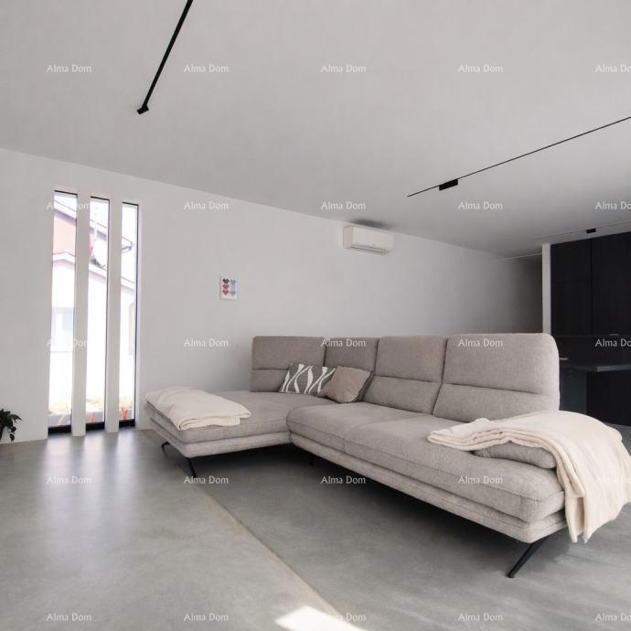 In vendita casa al piano terra in una zona tranquilla di Labin