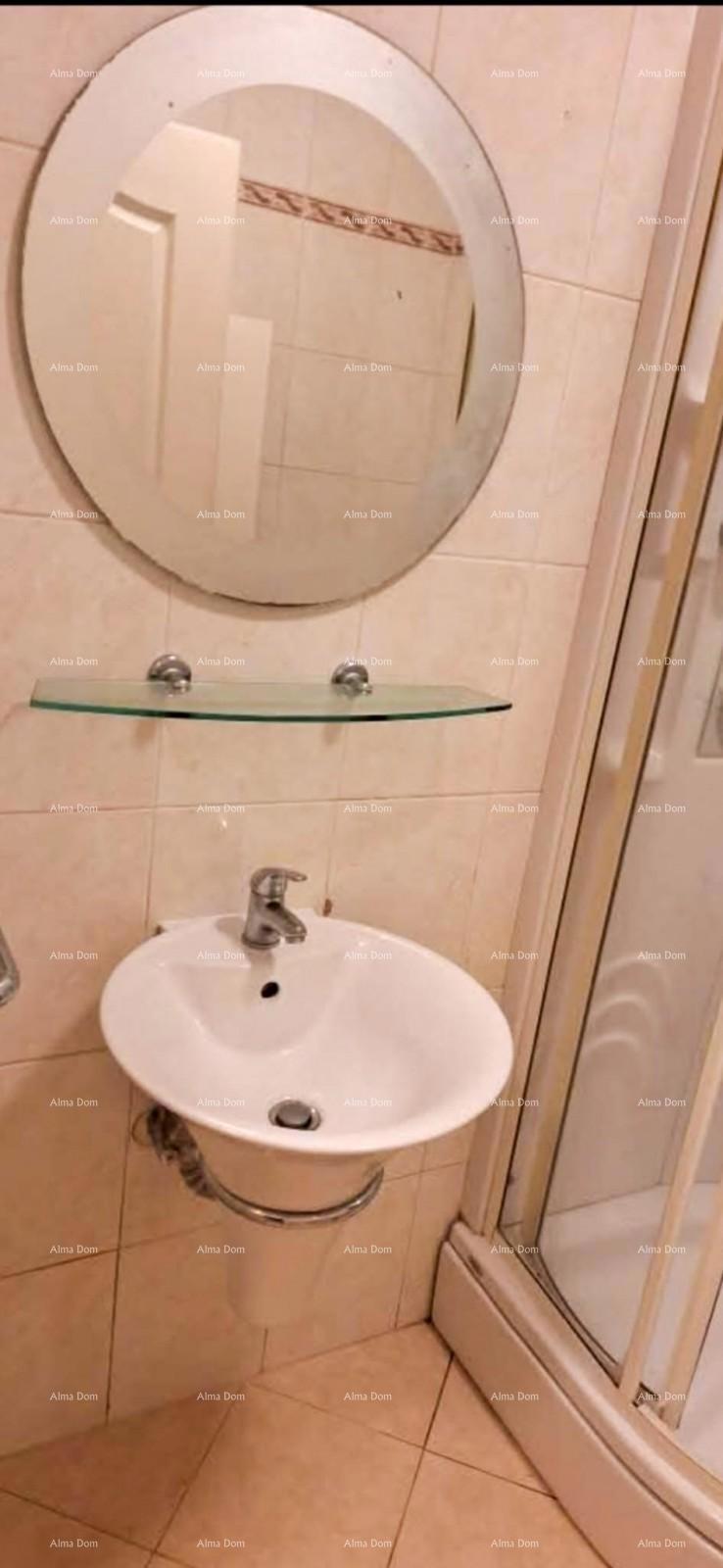 Rovinj, appartamento in posizione tranquilla.