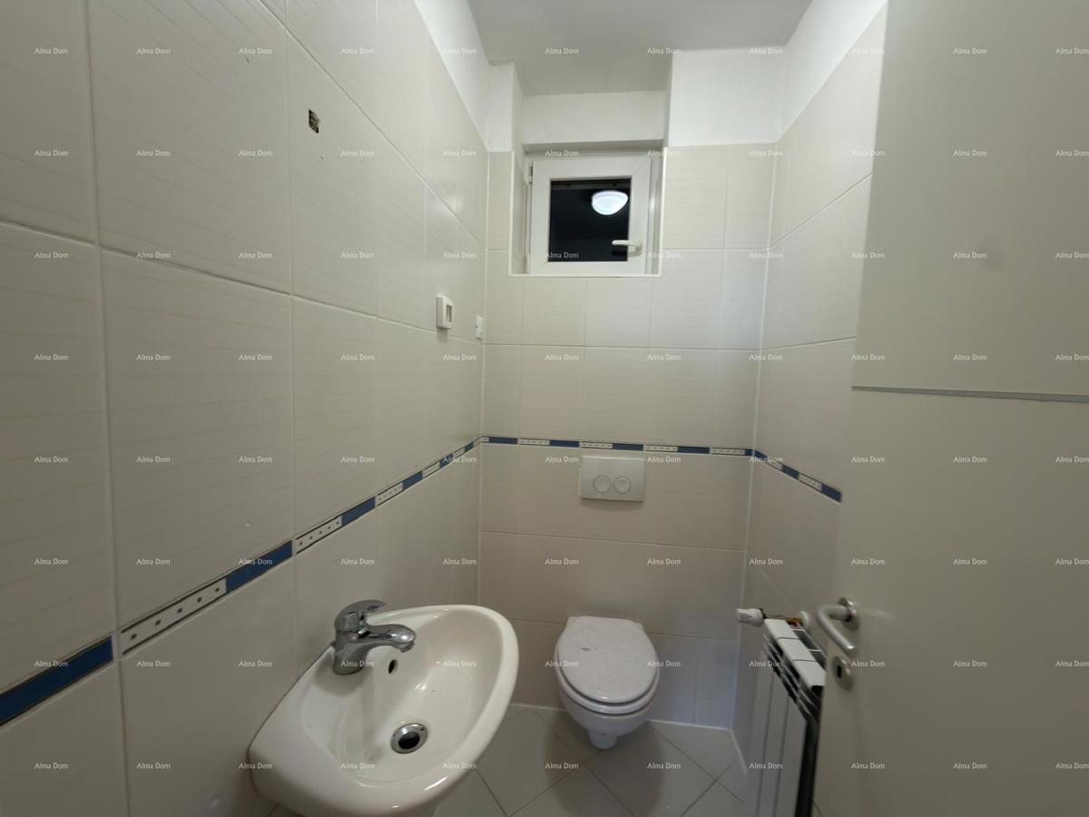 Posizione top! Vendita di un appartamento nelle immediate vicinanze del centro città, Pola!