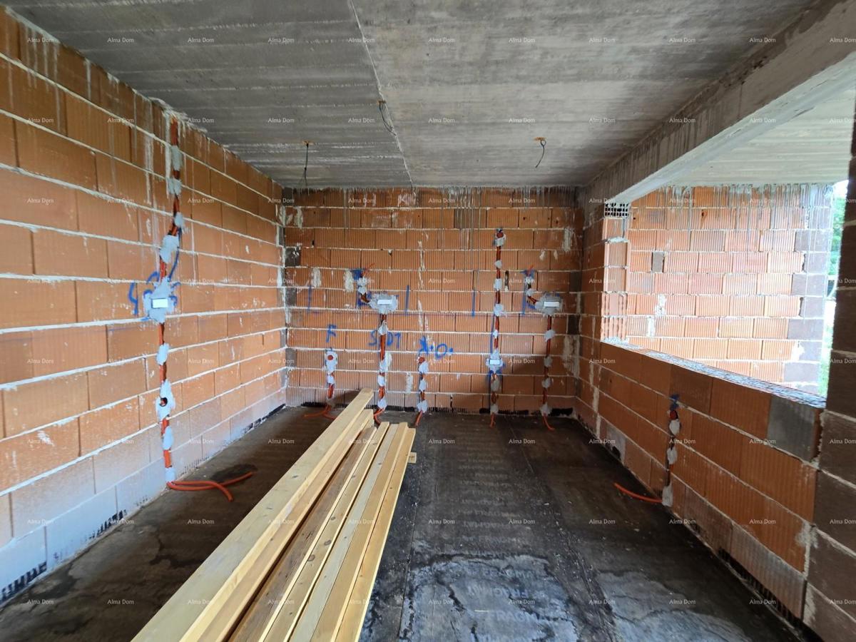 In vendita casa in costruzione – Muntić.