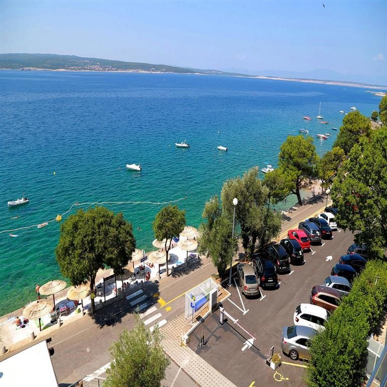 CRIKVENICA,Albergo  a costa.