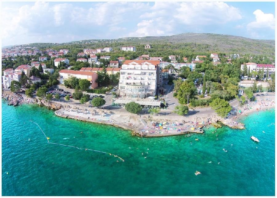 CRIKVENICA,Albergo  a costa.