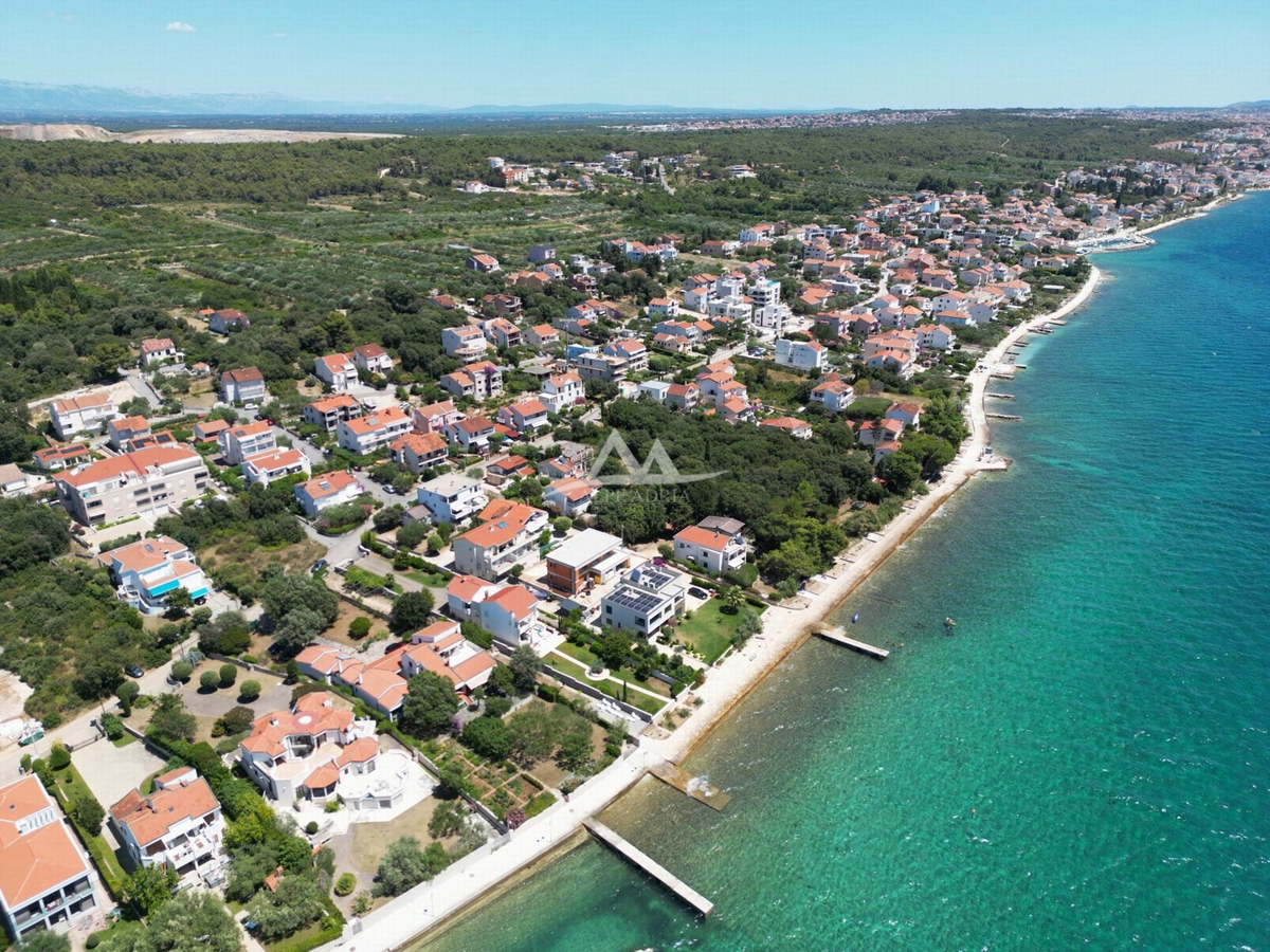 DIKLO - CAPANNONE EDILIZIO 400 M2 - COMPENSAZIONE PER APPARTAMENTO