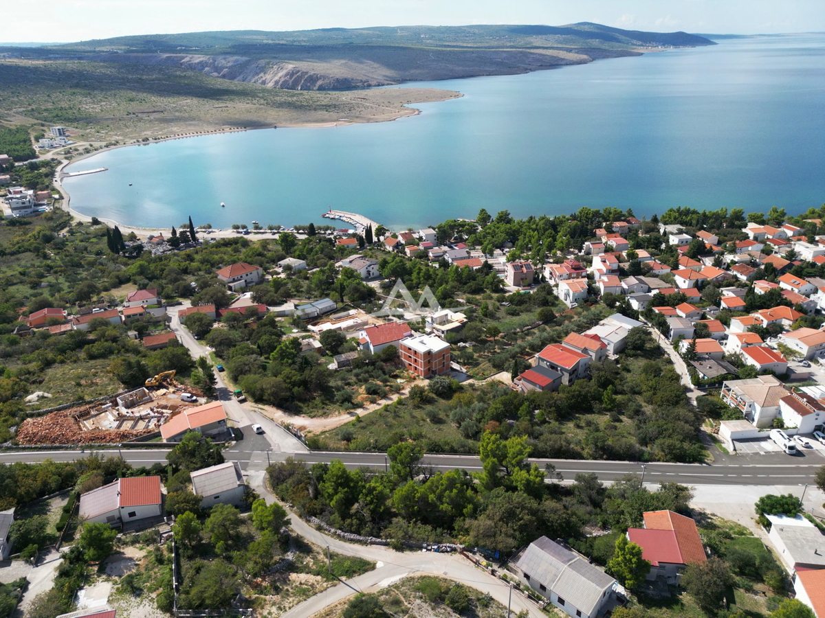 ROVANJSKA .- TERRENO EDIFICABILE 1360 M2 - € 170.000