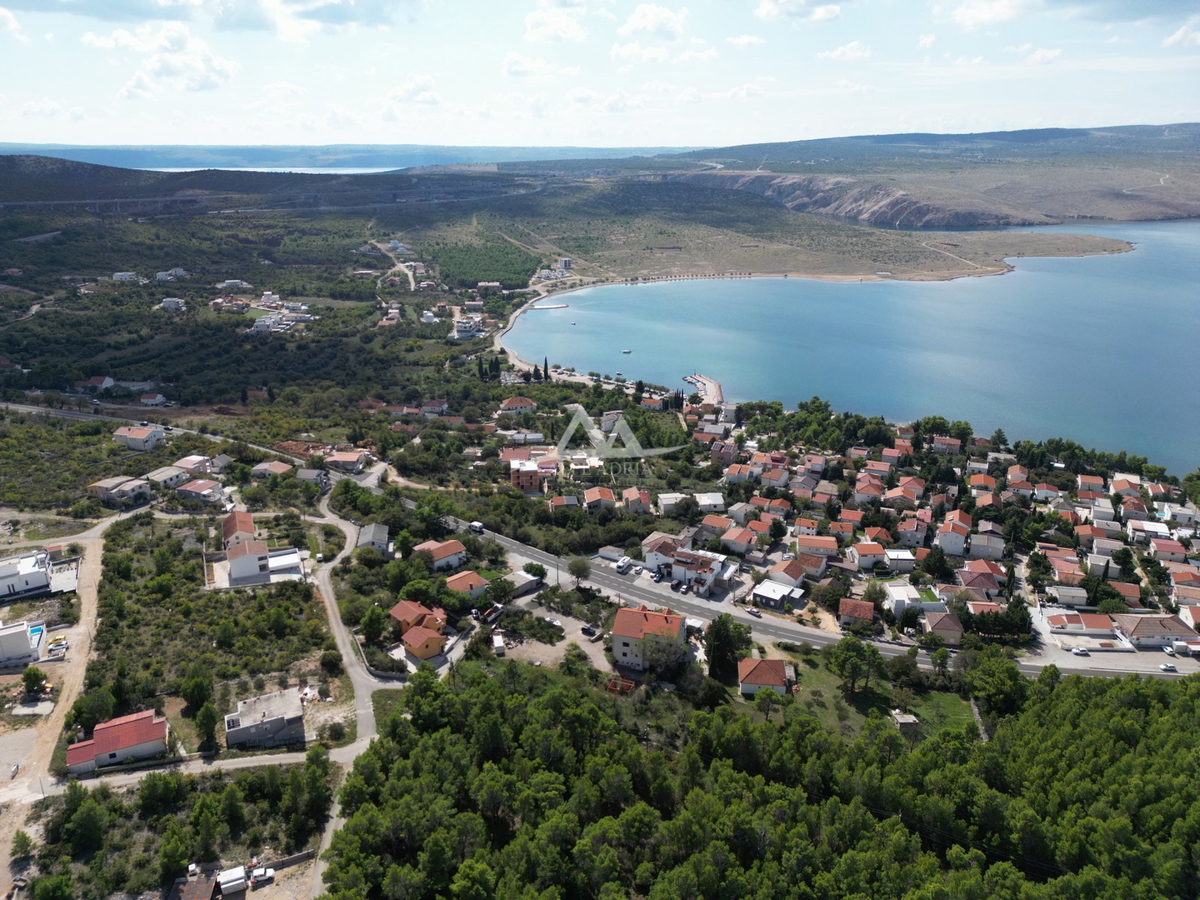 ROVANJSKA .- TERRENO EDIFICABILE 1360 M2 - € 170.000