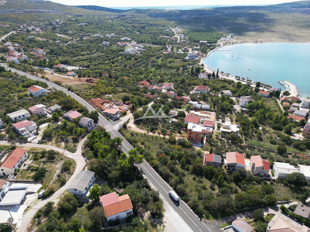 ROVANJSKA .- TERRENO EDIFICABILE 1360 M2 - € 170.000