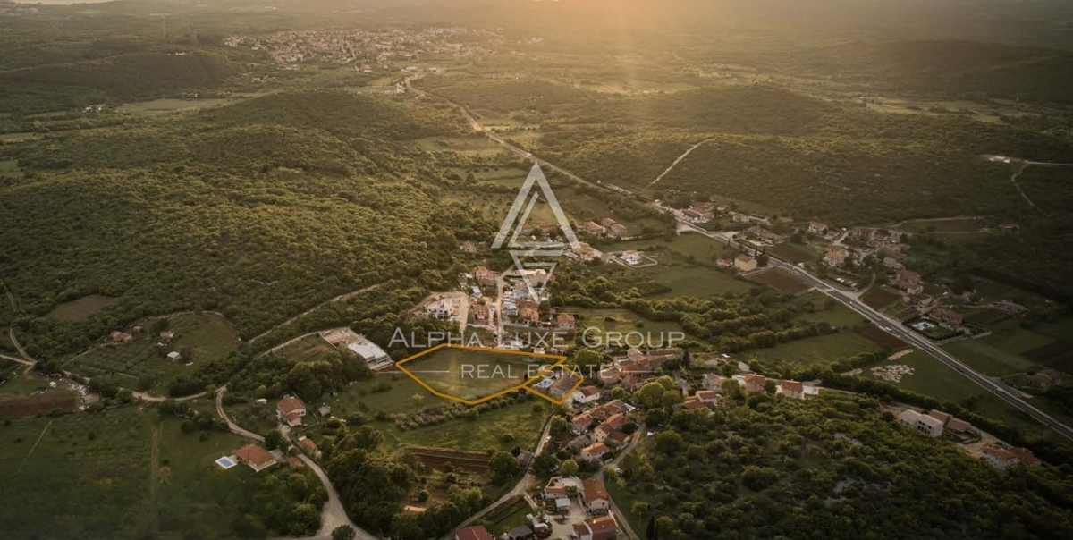 Istria, Rovigno, Villa di lusso con ampio giardino e potenziale edificabile