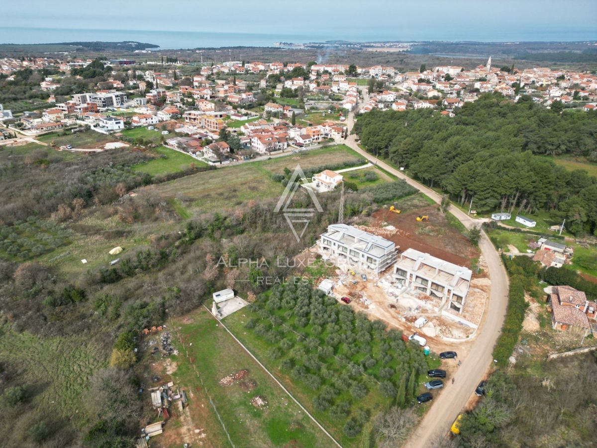 Istria, Poreč - Appartamento moderno con terrazza in vendita