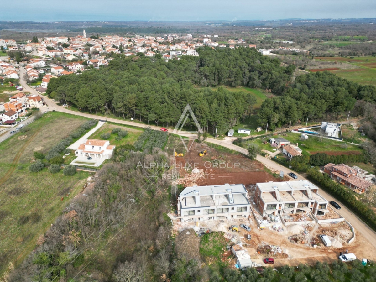 Istria, Poreč - Appartamento moderno con terrazza in vendita