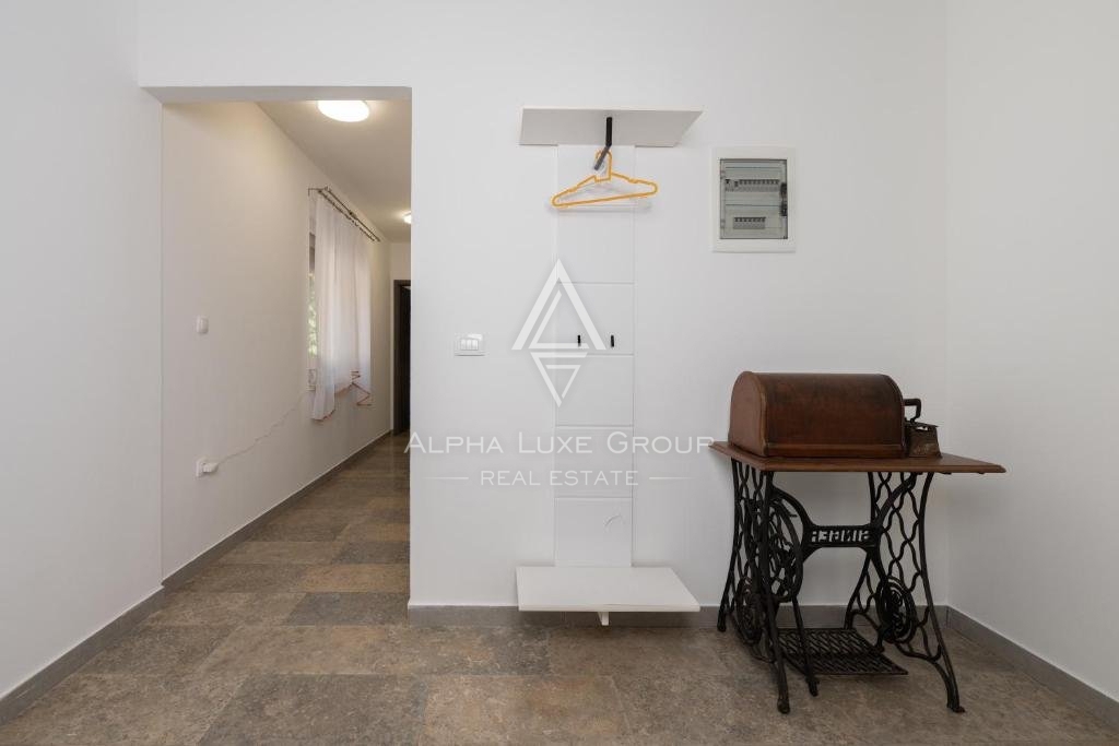 Istria, Labin - Residenza privata con piscina in vendita
