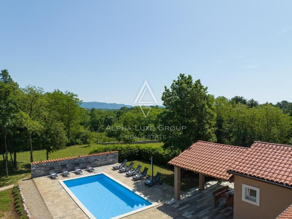 Istria, Labin - Residenza privata con piscina in vendita