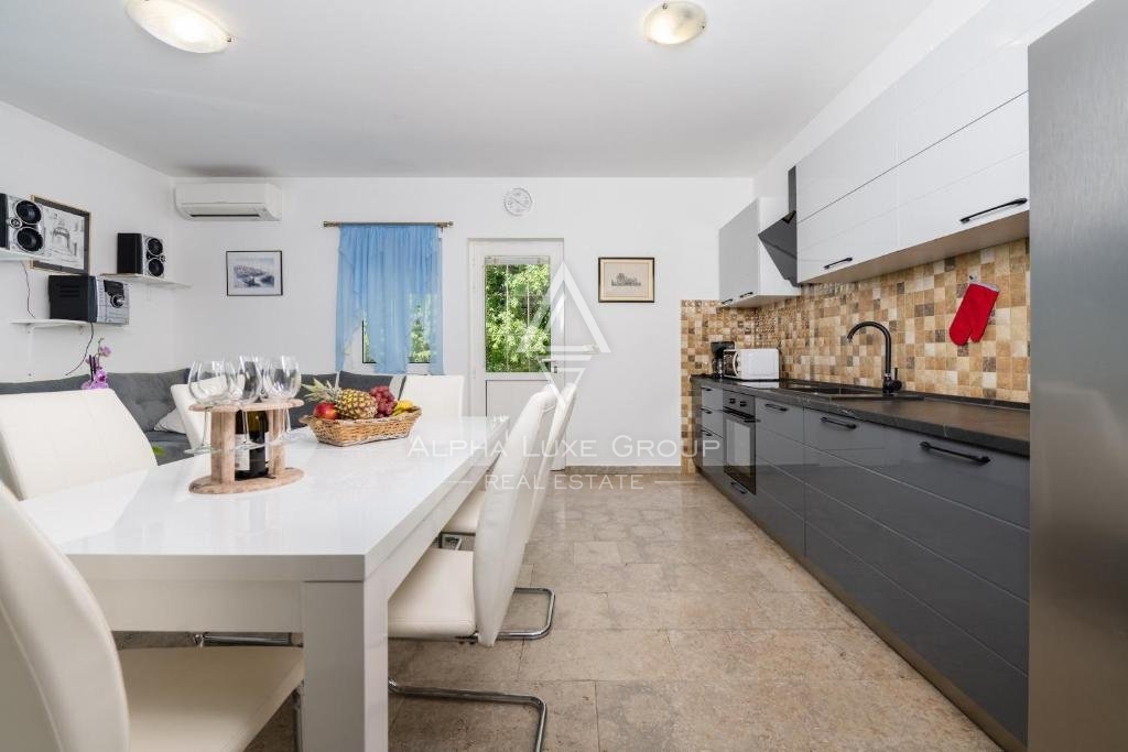 Istria, Labin - Residenza privata con piscina in vendita