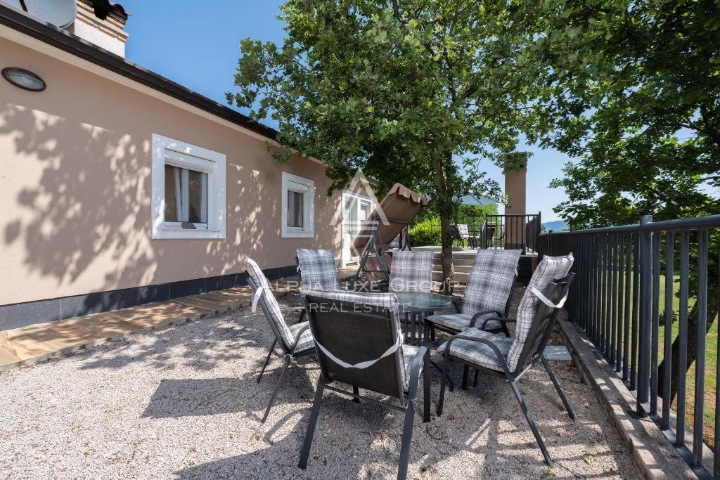 Istria, Labin - Residenza privata con piscina in vendita
