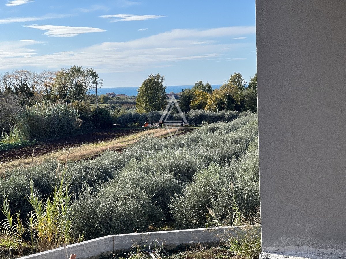 Novigrad, Istria – Appartamento moderno p. terra, giard.