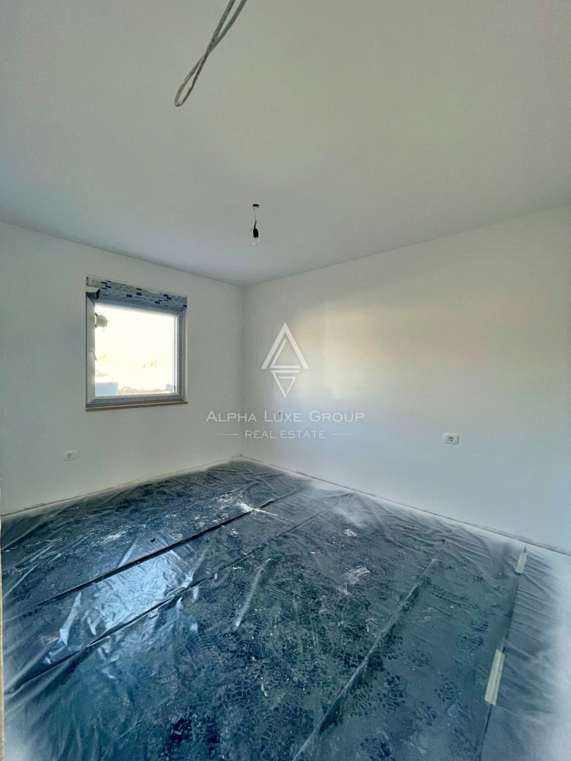 Novigrad, Istria – Appartamento moderno p. terra, giard.