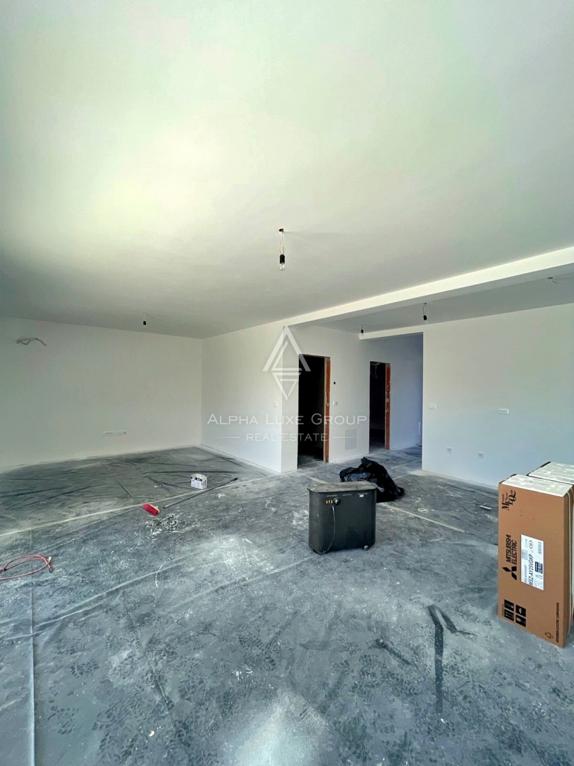 Novigrad, Istria – Appartamento moderno p. terra, giard.